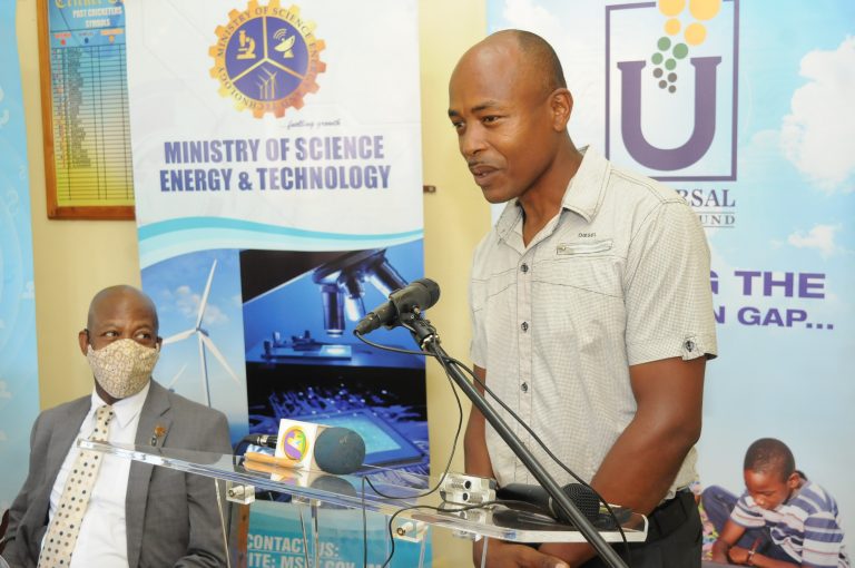Universal Service Fund Three Hills Public WiFi Hot Spot Launch