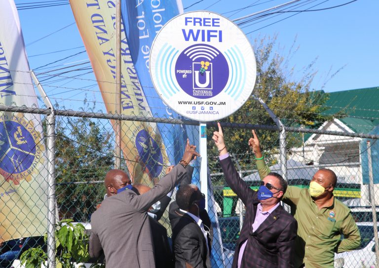 Universal Service Fund - Annotto Bay Free Public WiFi launch